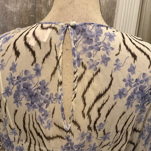 Cinq à Sept 100% silk Dress, US8 - Picture 10 of 14